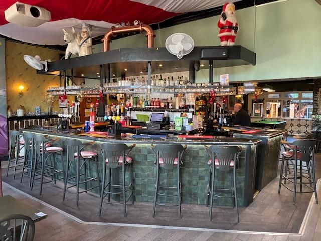 (Bar). Published on 28-11-2025