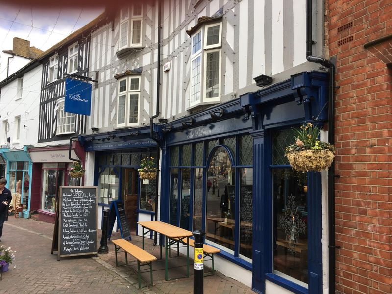 (Pub, External, Sign). Published on 20-04-2017
