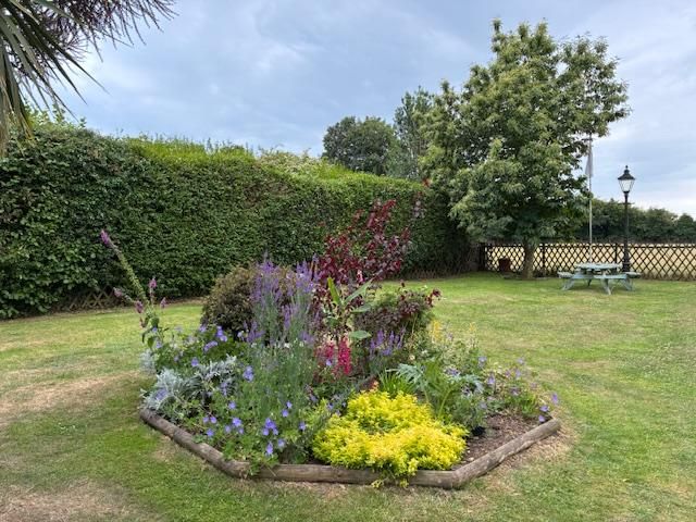 (External, Garden). Published on 22-06-2025