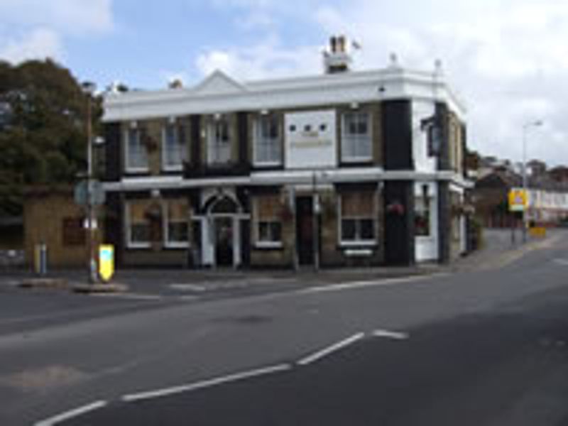 Fountain Hotel, Hythe. (Pub, External). Published on 12-11-2011