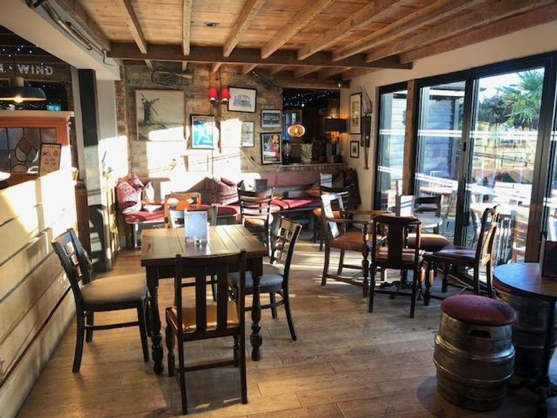 (Restaurant). Published on 28-11-2025 