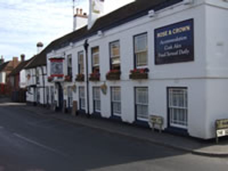 Rose & Crown, Elham. (Pub, External). Published on 12-11-2011