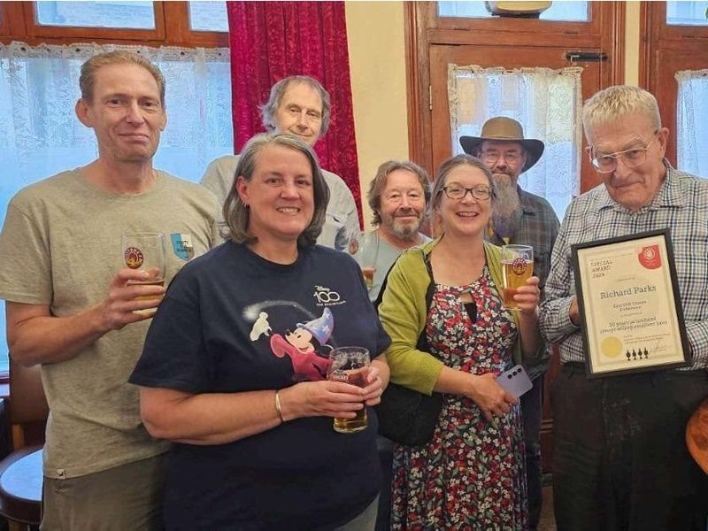 2024 branch Special Award to licensee Richard Parks. (Pub, Publican, Customers, Branch, Award). Published on 15-09-2024