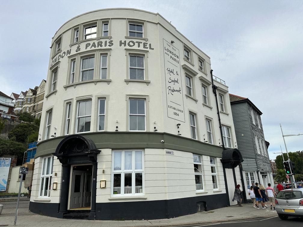 London and Paris Hotel. (External, Key). Published on 18-09-2023