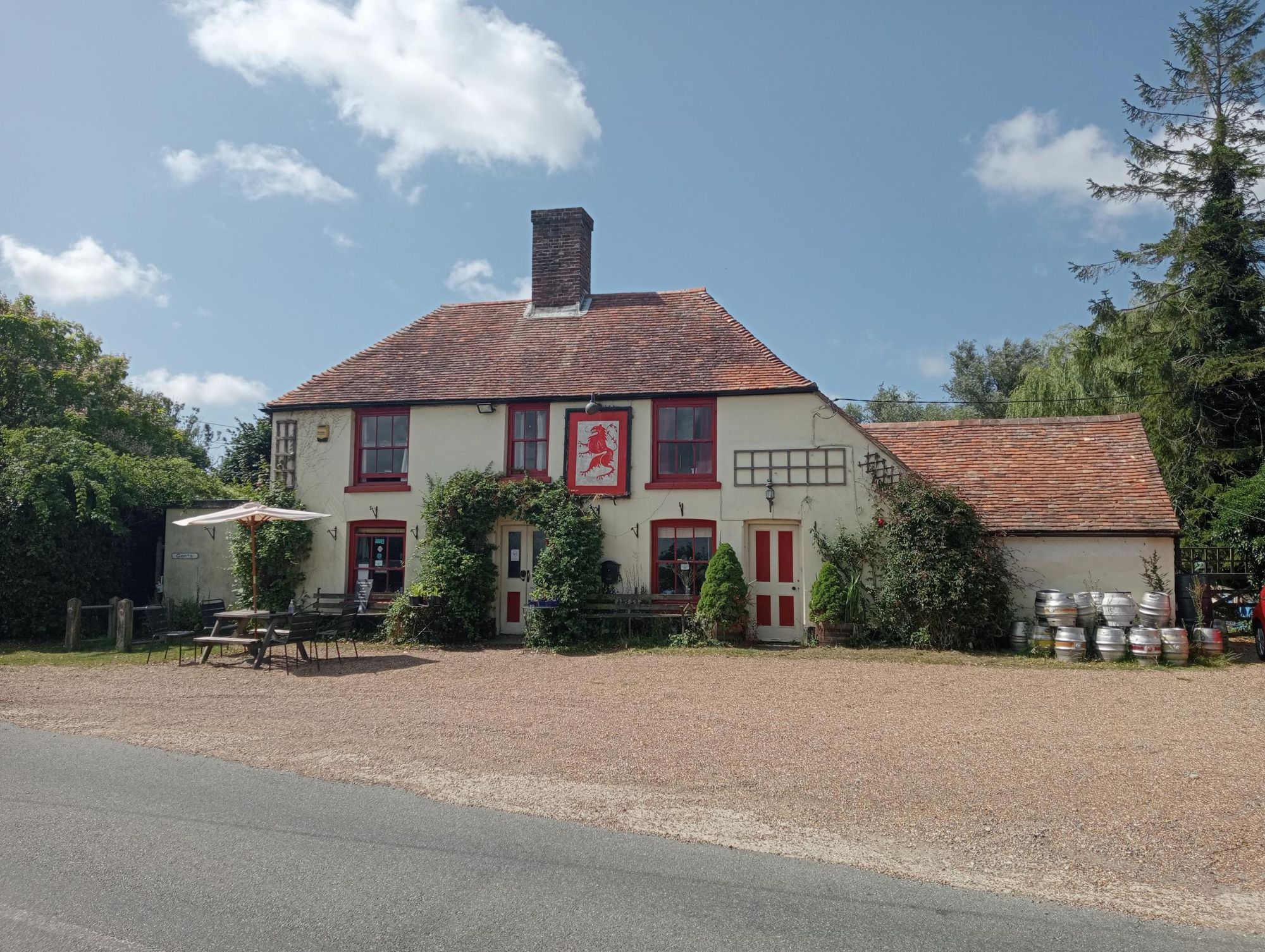 THe Red Lion, Snargate. (Pub, External, Sign, Key). Published on 30-11-2023
