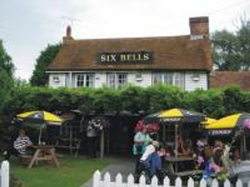 Six Bells, Woodchurch. (Pub, External). Published on 12-11-2011 