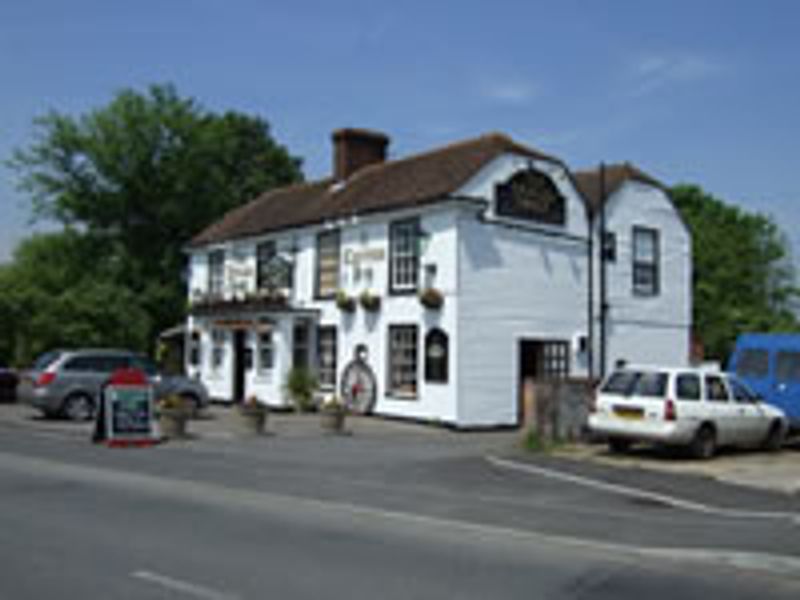 Tickled Trout, Wye. (Pub, External). Published on 12-11-2011