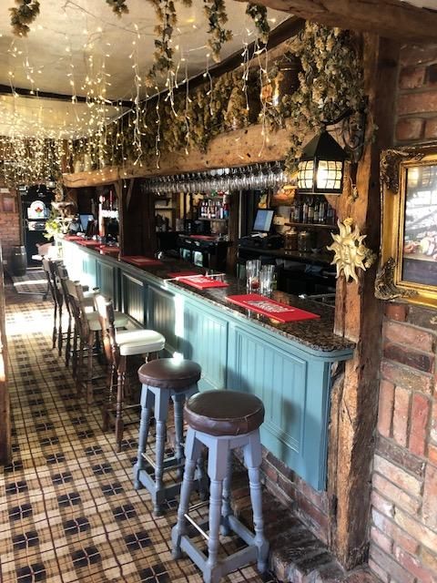 (Bar). Published on 28-12-2025