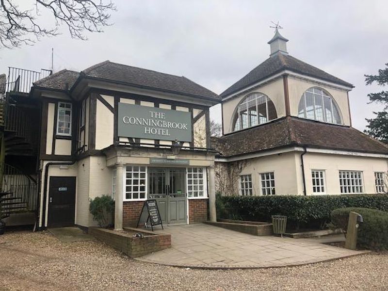 (Pub, External). Published on 28-11-2025 