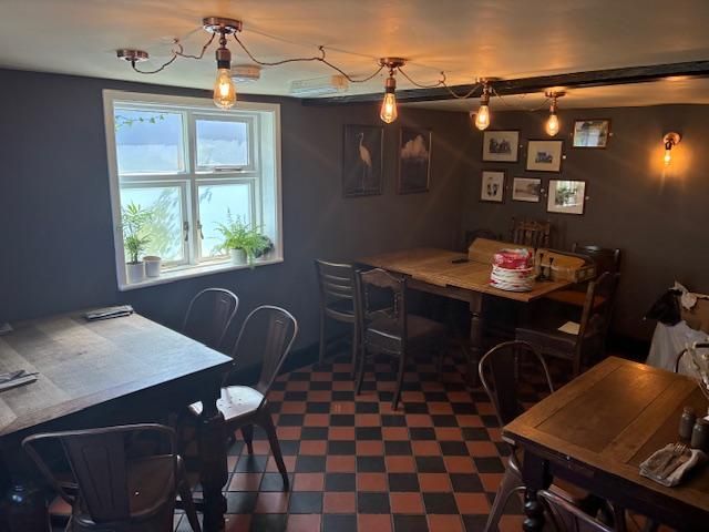 (Restaurant). Published on 16-12-2025