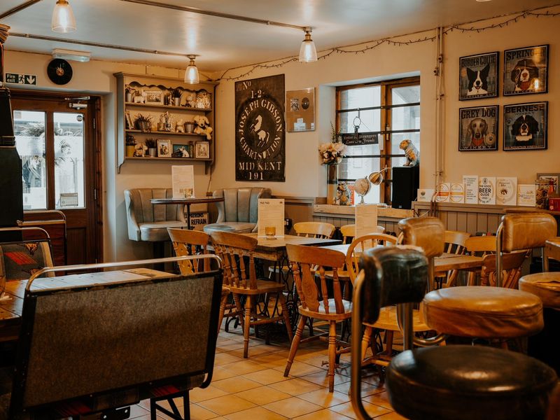 (Restaurant). Published on 01-02-2023