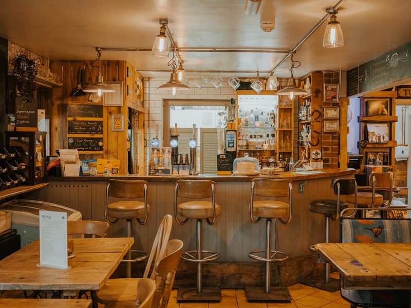 (Bar). Published on 01-02-2023