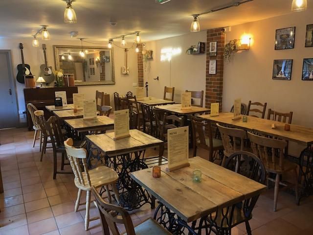 (Restaurant). Published on 05-02-2024
