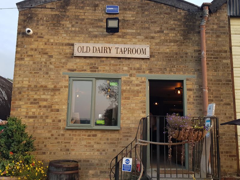 Old Dairy Taproom, Tenterden. (External). Published on 14-10-2021