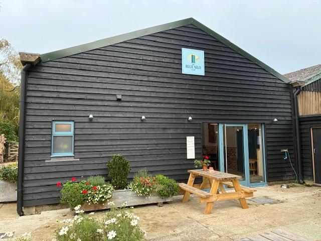 (Pub, Key). Published on 29-10-2025