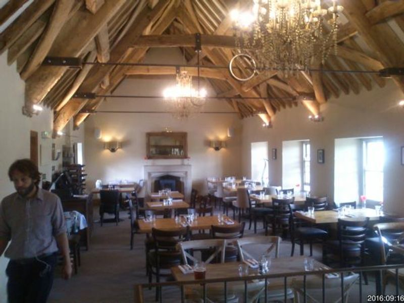 (Restaurant). Published on 17-09-2016