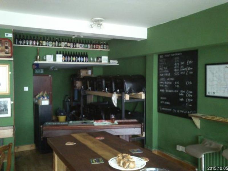(Pub, Bar). Published on 06-12-2015 
