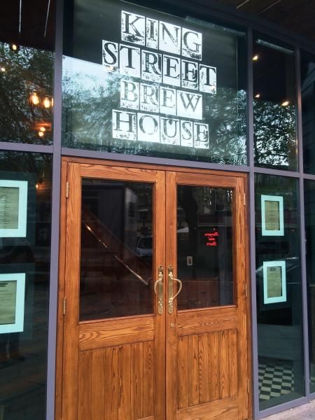 (Pub, External, Sign). Published on 11-05-2016