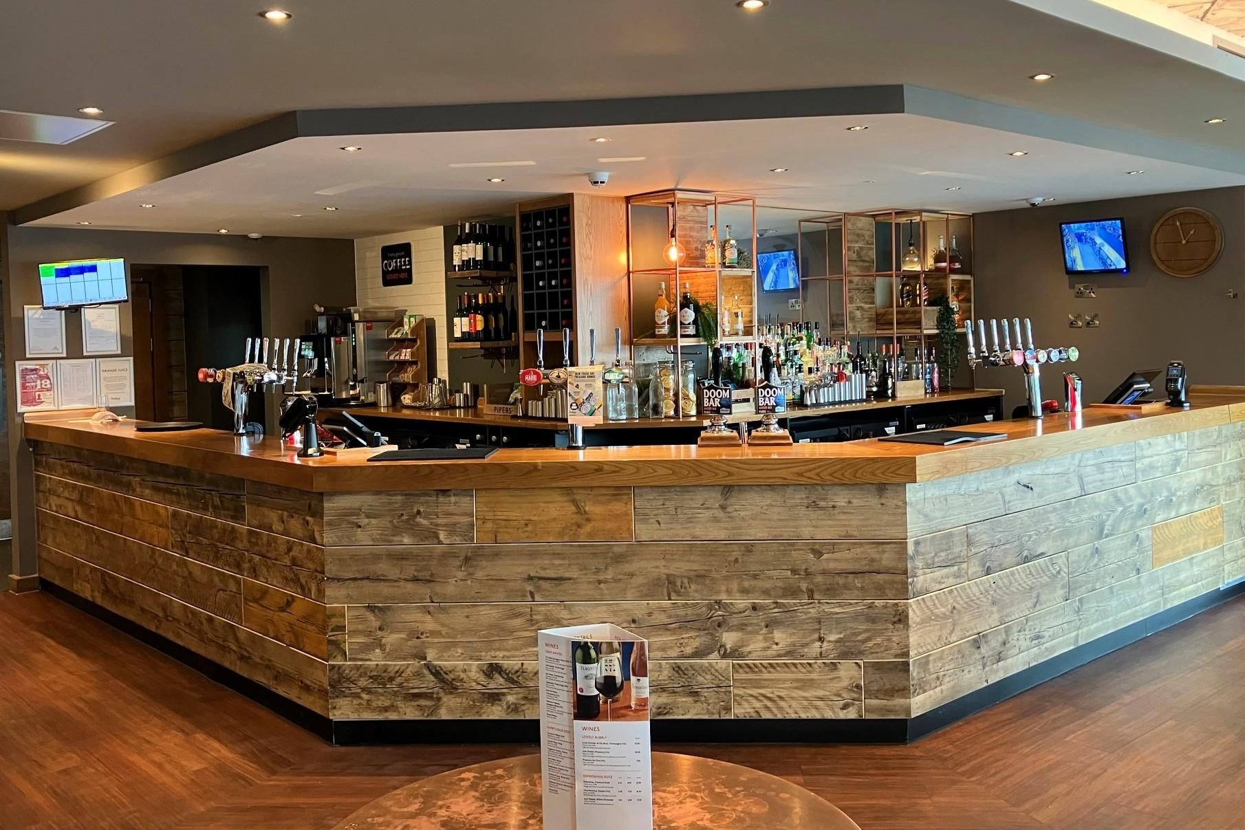 March 2025. (Bar). Published on 22-03-2025