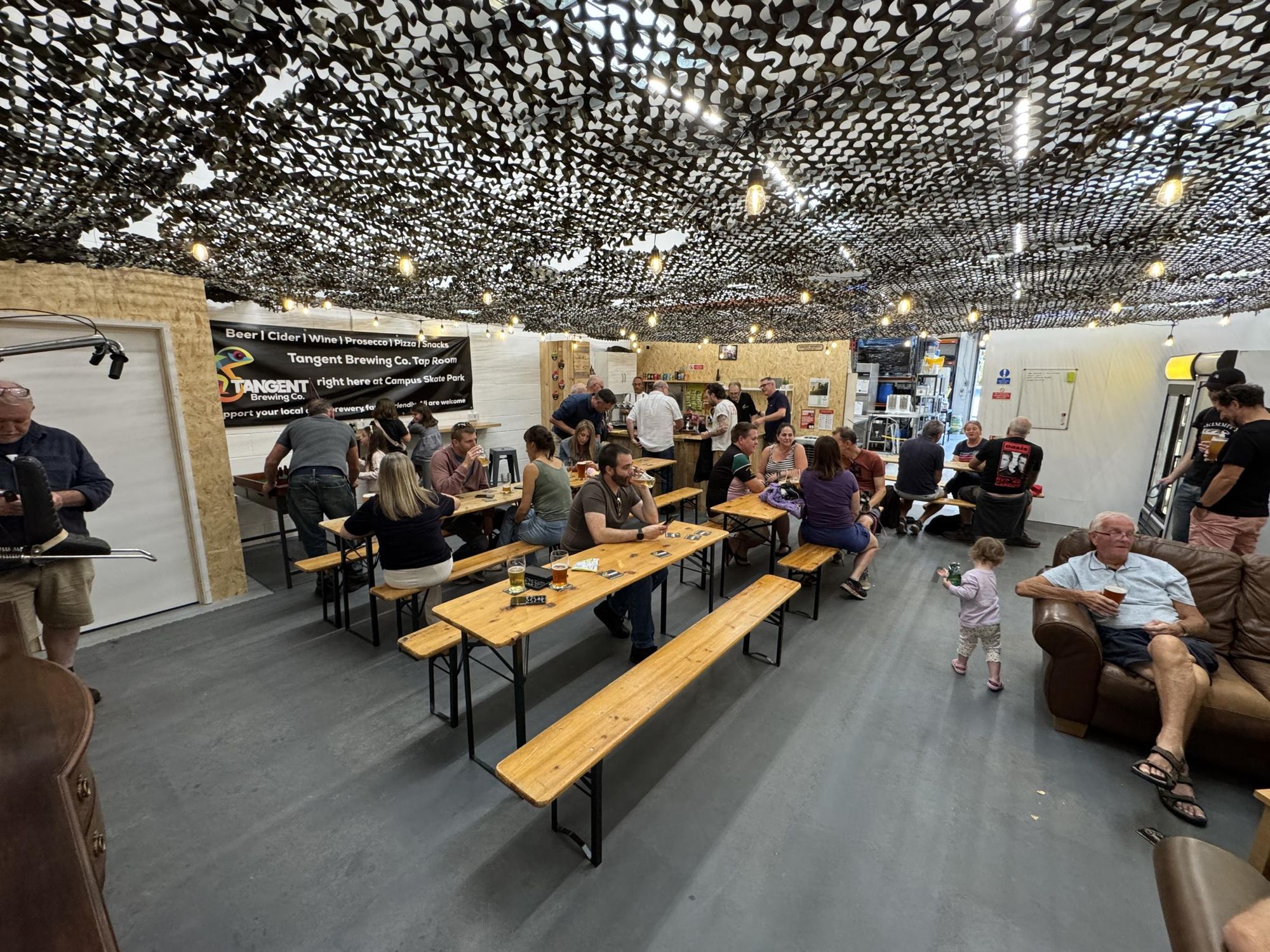 (Pub, Customers, Key). Published on 10-12-2025