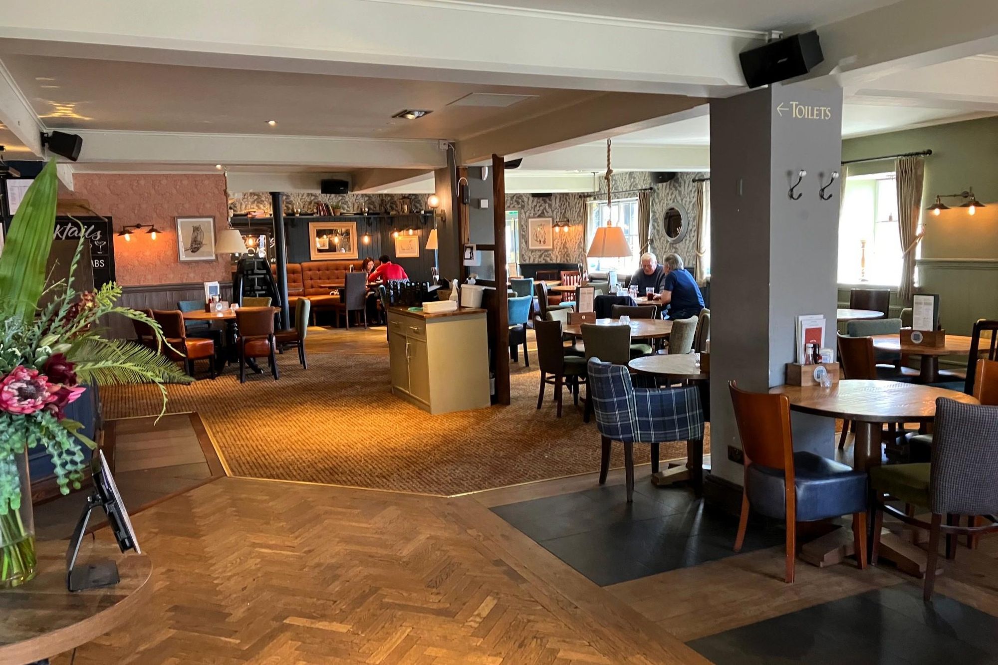 March 2025. (Pub, Bar, Customers). Published on 21-03-2025