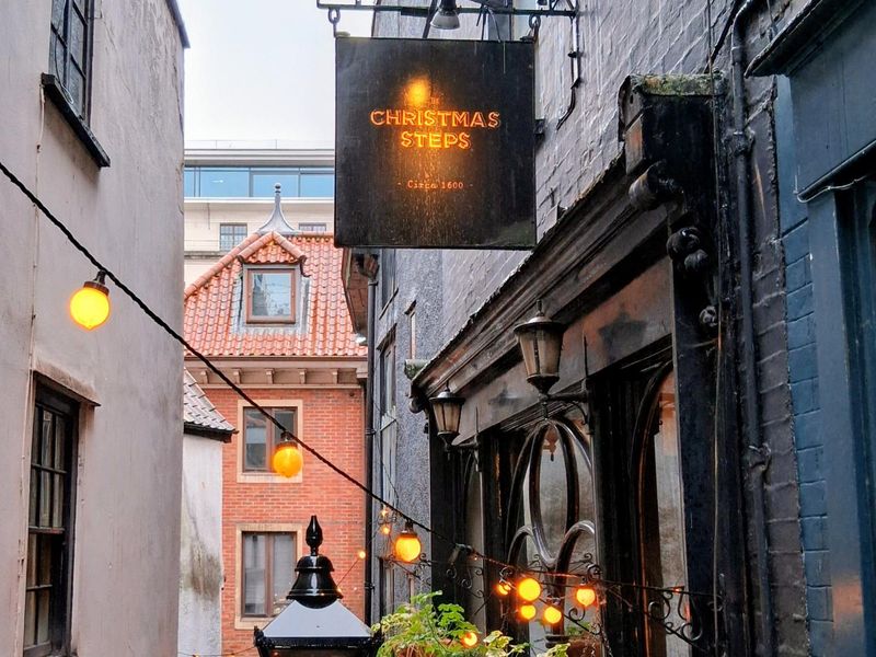 (External, Sign). Published on 31-01-2026