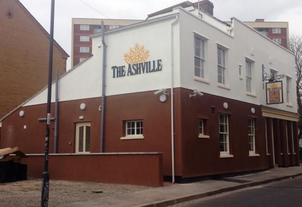 Taken in April 2014. (Pub, External, Sign). Published on 01-04-2014