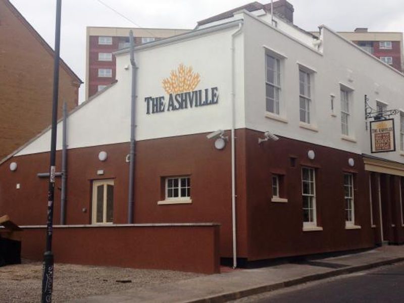 Taken in April 2014. (Pub, External, Sign). Published on 01-04-2014