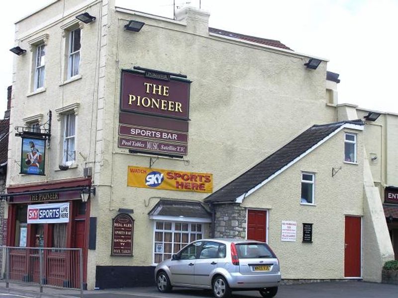 Pictured in August 2006. (Pub, External, Key). Published on 05-01-2014