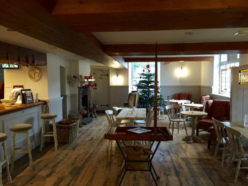Stephen Edmonds 2015. (Bar). Published on 20-12-2015
