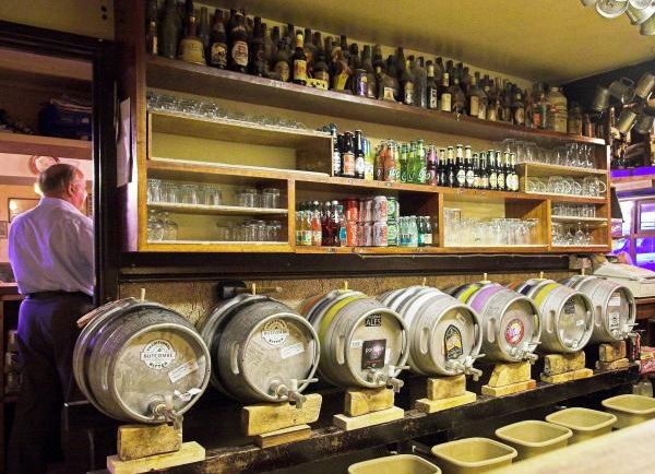 Uploaded January 2014. (Pub, Bar). Published on 05-01-2014
