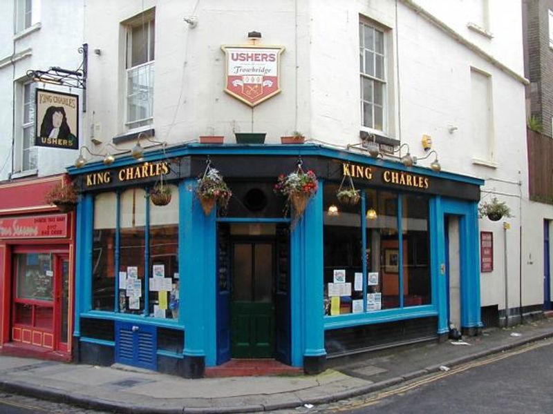 Pictured November 2003. (Pub, External). Published on 02-01-2014