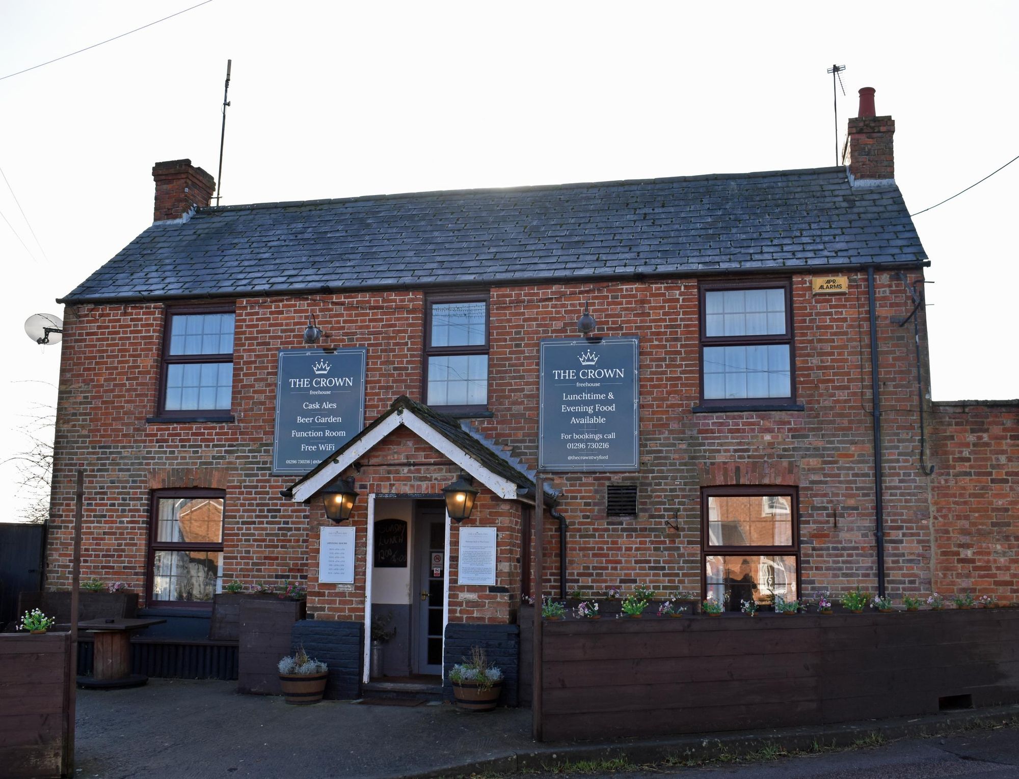(Pub, Key). Published on 04-02-2025