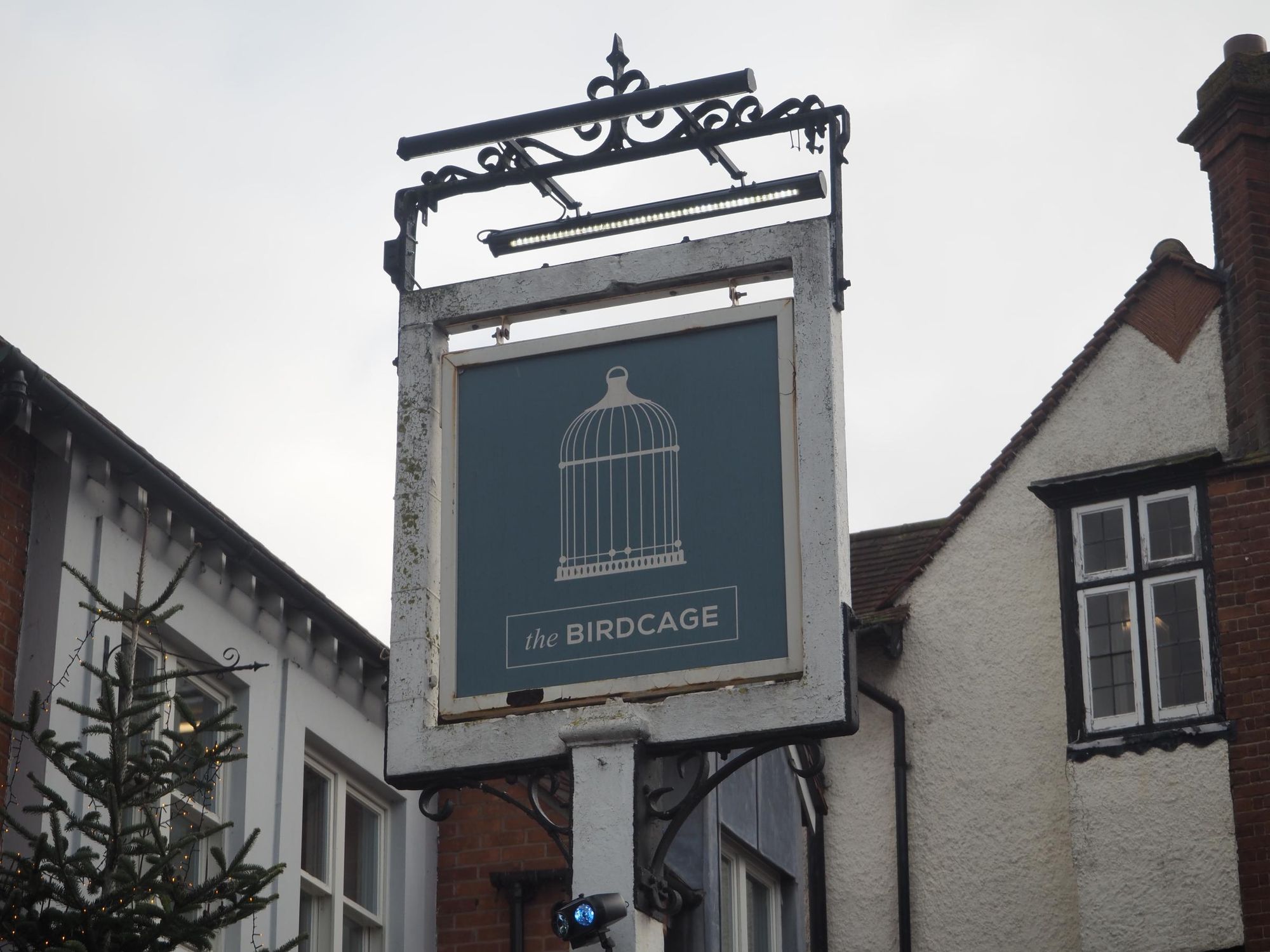 (Sign). Published on 06-12-2025