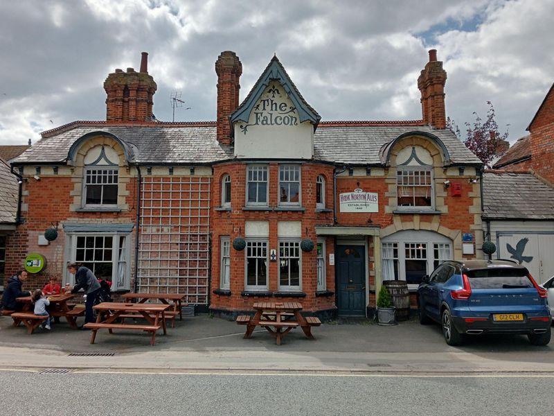 (Pub, External, Key). Published on 29-05-2025