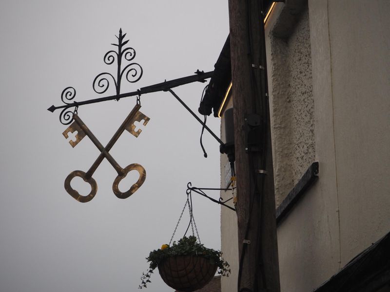 (Sign). Published on 06-12-2025 