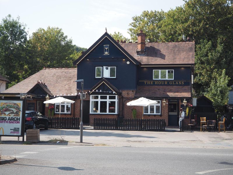 (Pub, External, Key). Published on 15-08-2026
