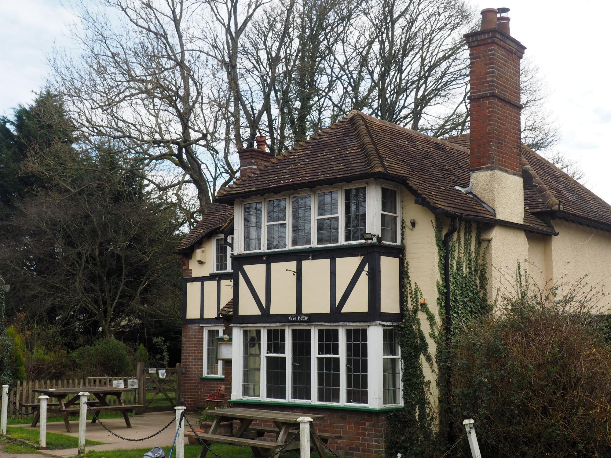 (Pub, Key). Published on 09-03-2024