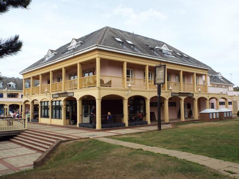 (Pub, External). Published on 18-07-2015