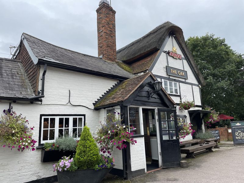 (Pub, Key). Published on 18-10-2023