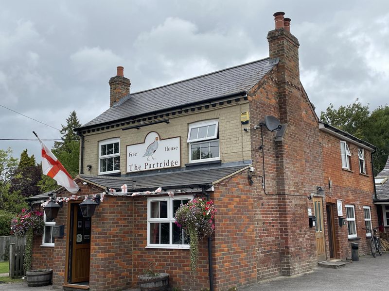 (Pub, Key). Published on 18-10-2023