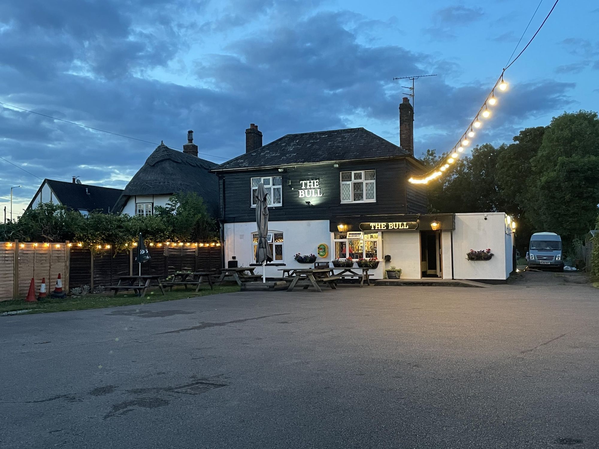 (Pub, Key). Published on 18-10-2023