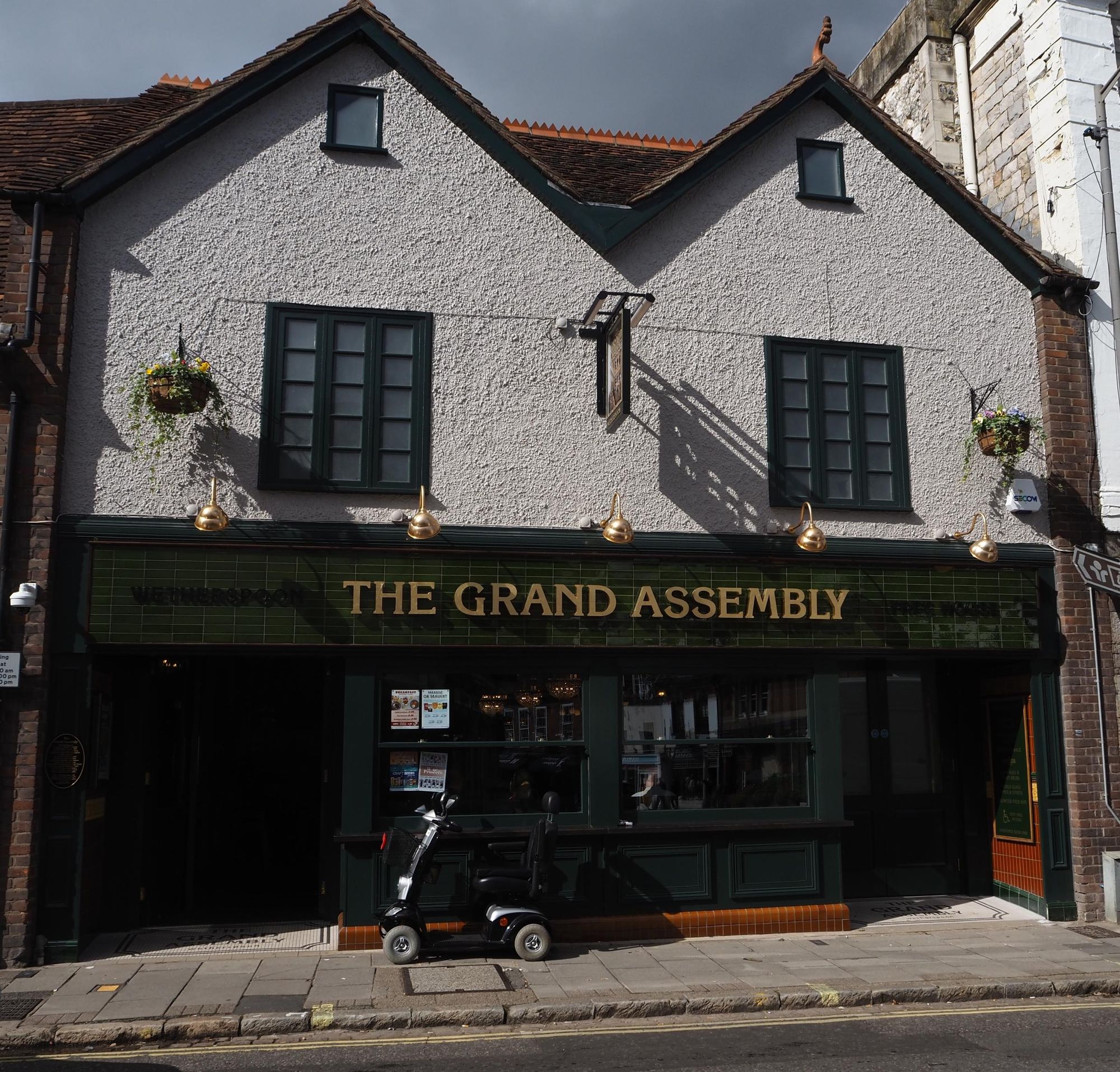 (Pub, External, Key). Published on 28-09-2024