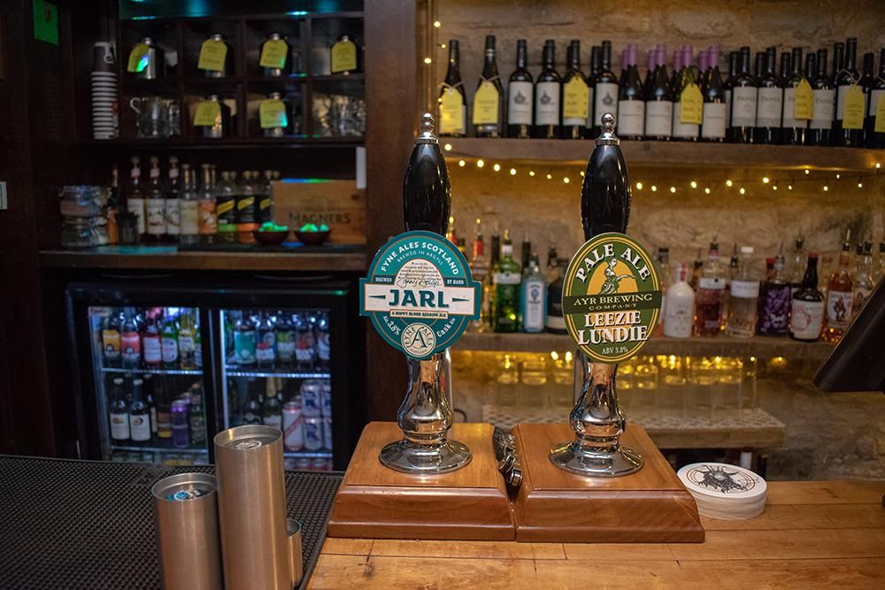 (Pub, Bar). Published on 15-02-2019