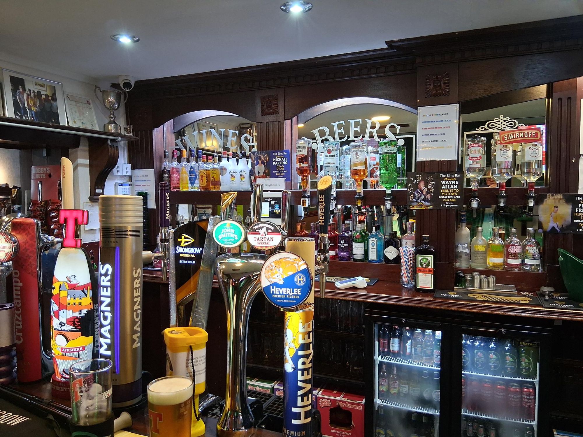 Elms Bar, Saltcoats (Photo: Alastair McMillan 31/03/2025). (Pub, Bar). Published on 30-09-2025
