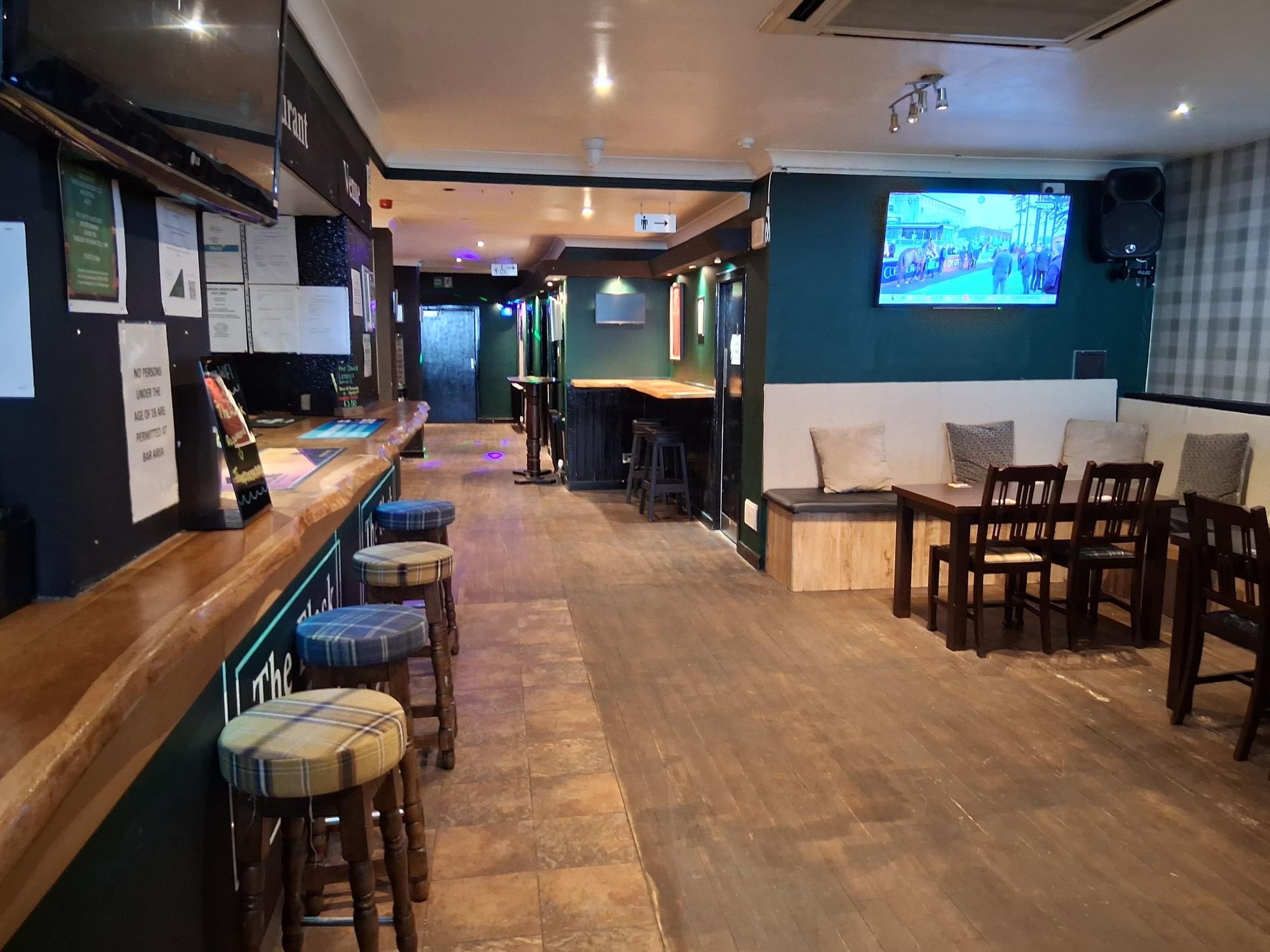 The Flask, Saltcoats (Photo: Alastair McMillan 03/03/2025). (Pub, Bar). Published on 01-09-2025