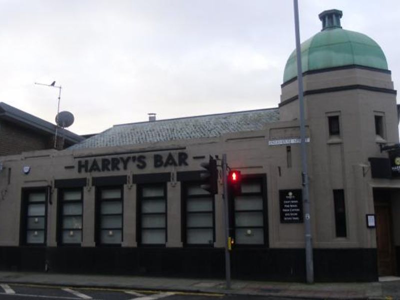 Harry's Bar, Ayr. (Pub, External, Key). Published on 02-02-2015