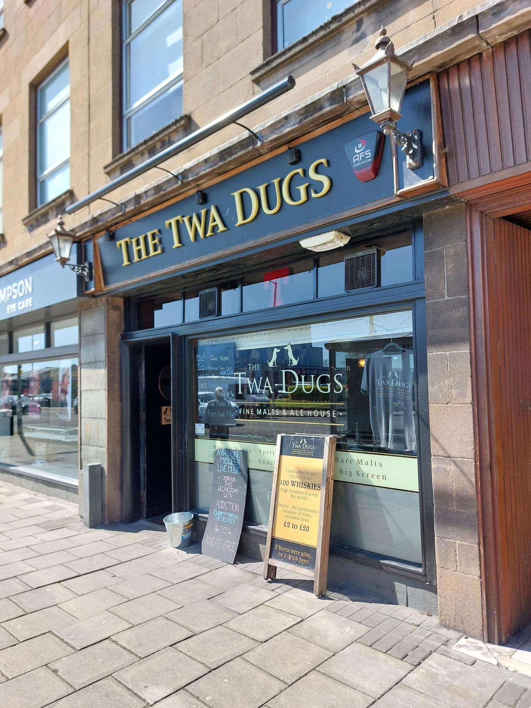 Twa Dugs, Ayr. (Pub, External). Published on 20-07-2026