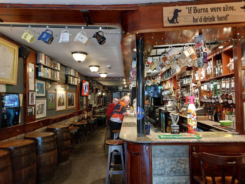 Twa Dugs, Ayr. (Pub, Bar). Published on 20-07-2026 