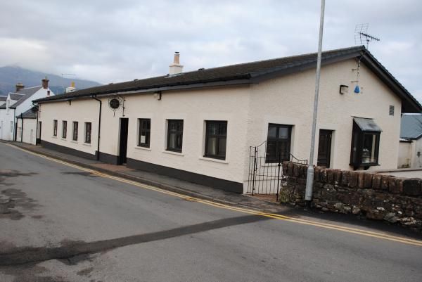 Brodick Bar, Brodick. (Pub, External). Published on 31-03-2015